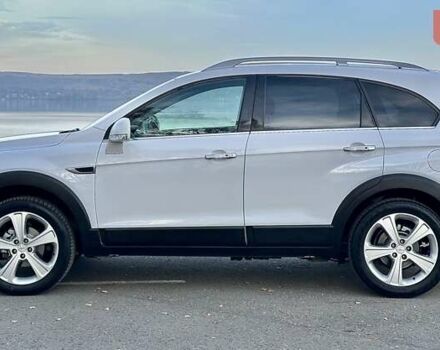 Білий Шевроле Каптіва, об'ємом двигуна 2.23 л та пробігом 158 тис. км за 12900 $, фото 39 на Automoto.ua