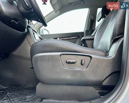 Білий Шевроле Каптіва, об'ємом двигуна 2.23 л та пробігом 158 тис. км за 12900 $, фото 74 на Automoto.ua