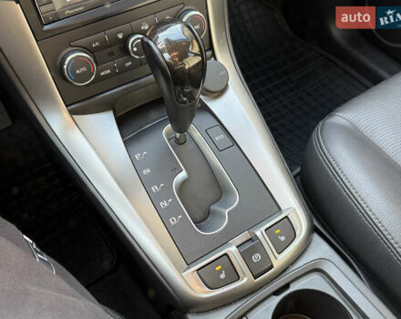 Білий Шевроле Каптіва, об'ємом двигуна 2.2 л та пробігом 200 тис. км за 13604 $, фото 45 на Automoto.ua