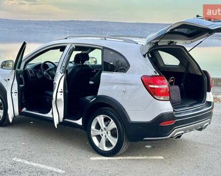 Білий Шевроле Каптіва, об'ємом двигуна 2.23 л та пробігом 158 тис. км за 12900 $, фото 57 на Automoto.ua