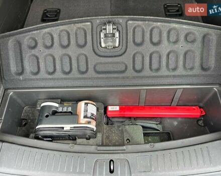 Белый Шевроле Каптива, объемом двигателя 2.2 л и пробегом 177 тыс. км за 12900 $, фото 32 на Automoto.ua