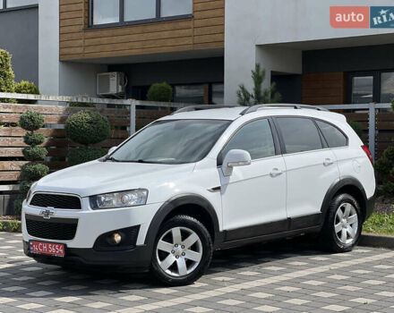 Белый Шевроле Каптива, объемом двигателя 2.2 л и пробегом 177 тыс. км за 12900 $, фото 2 на Automoto.ua