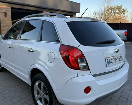 Белый Шевроле Каптива, объемом двигателя 2.38 л и пробегом 173 тыс. км за 9300 $, фото 4 на Automoto.ua
