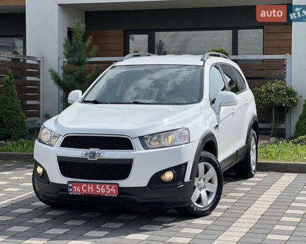 Белый Шевроле Каптива, объемом двигателя 2.2 л и пробегом 177 тыс. км за 12900 $, фото 3 на Automoto.ua