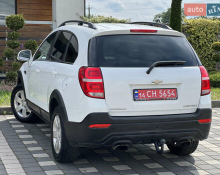 Белый Шевроле Каптива, объемом двигателя 2.2 л и пробегом 177 тыс. км за 12900 $, фото 19 на Automoto.ua