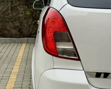 Белый Шевроле Каптива, объемом двигателя 2.4 л и пробегом 220 тыс. км за 7999 $, фото 24 на Automoto.ua