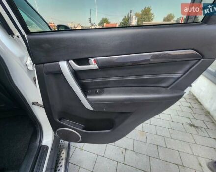 Білий Шевроле Каптіва, об'ємом двигуна 2.2 л та пробігом 169 тис. км за 11950 $, фото 58 на Automoto.ua