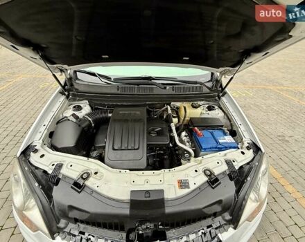 Белый Шевроле Каптива, объемом двигателя 2.4 л и пробегом 220 тыс. км за 7999 $, фото 58 на Automoto.ua