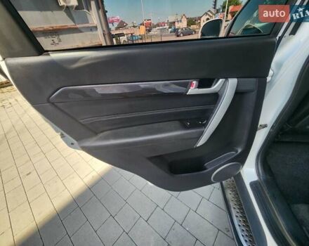 Білий Шевроле Каптіва, об'ємом двигуна 2.2 л та пробігом 169 тис. км за 11950 $, фото 74 на Automoto.ua
