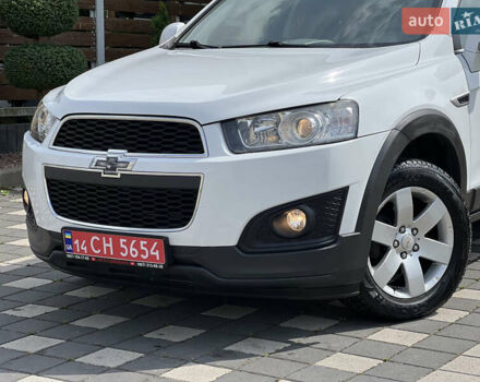 Белый Шевроле Каптива, объемом двигателя 2.2 л и пробегом 177 тыс. км за 12900 $, фото 4 на Automoto.ua