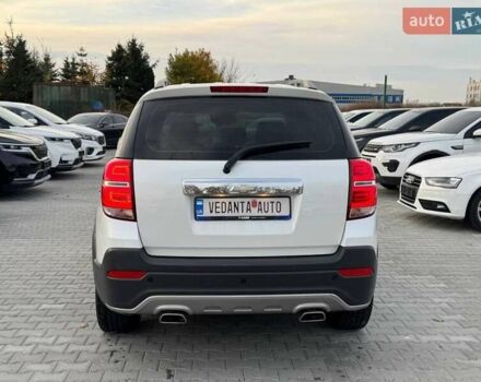 Білий Шевроле Каптіва, об'ємом двигуна 2.2 л та пробігом 150 тис. км за 11900 $, фото 4 на Automoto.ua