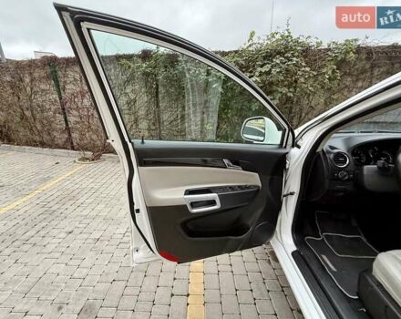 Белый Шевроле Каптива, объемом двигателя 2.4 л и пробегом 220 тыс. км за 7999 $, фото 49 на Automoto.ua