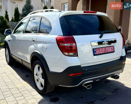Білий Шевроле Каптіва, об'ємом двигуна 2.2 л та пробігом 200 тис. км за 13604 $, фото 6 на Automoto.ua