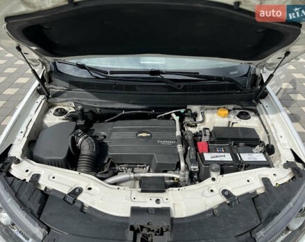 Белый Шевроле Каптива, объемом двигателя 2.2 л и пробегом 177 тыс. км за 12900 $, фото 35 на Automoto.ua