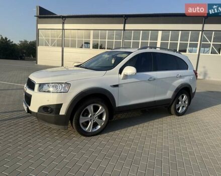Білий Шевроле Каптіва, об'ємом двигуна 2 л та пробігом 153 тис. км за 12900 $, фото 5 на Automoto.ua