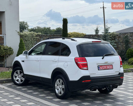 Белый Шевроле Каптива, объемом двигателя 2.2 л и пробегом 177 тыс. км за 12900 $, фото 17 на Automoto.ua