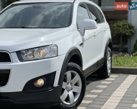 Белый Шевроле Каптива, объемом двигателя 2.2 л и пробегом 177 тыс. км за 12900 $, фото 5 на Automoto.ua