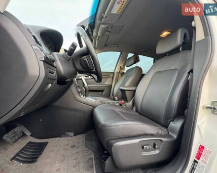 Білий Шевроле Каптіва, об'ємом двигуна 2.2 л та пробігом 150 тис. км за 11900 $, фото 17 на Automoto.ua
