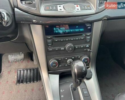 Білий Шевроле Каптіва, об'ємом двигуна 2.2 л та пробігом 150 тис. км за 11900 $, фото 14 на Automoto.ua