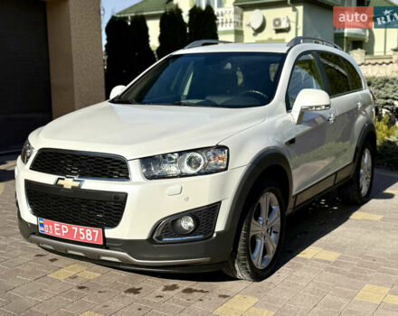 Білий Шевроле Каптіва, об'ємом двигуна 2.2 л та пробігом 200 тис. км за 13604 $, фото 4 на Automoto.ua