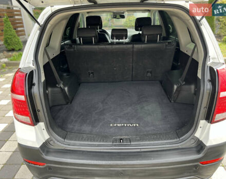 Белый Шевроле Каптива, объемом двигателя 2.2 л и пробегом 177 тыс. км за 12900 $, фото 31 на Automoto.ua