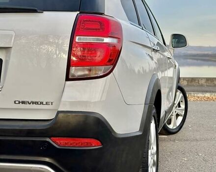 Білий Шевроле Каптіва, об'ємом двигуна 2.23 л та пробігом 158 тис. км за 12900 $, фото 13 на Automoto.ua