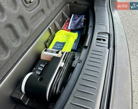 Білий Шевроле Каптіва, об'ємом двигуна 2.23 л та пробігом 158 тис. км за 12900 $, фото 61 на Automoto.ua