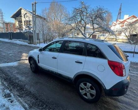 Белый Шевроле Каптива, объемом двигателя 2.4 л и пробегом 248 тыс. км за 8600 $, фото 2 на Automoto.ua