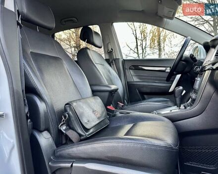 Білий Шевроле Каптіва, об'ємом двигуна 2.23 л та пробігом 158 тис. км за 12900 $, фото 66 на Automoto.ua