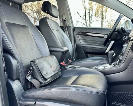 Білий Шевроле Каптіва, об'ємом двигуна 2.23 л та пробігом 158 тис. км за 12900 $, фото 65 на Automoto.ua