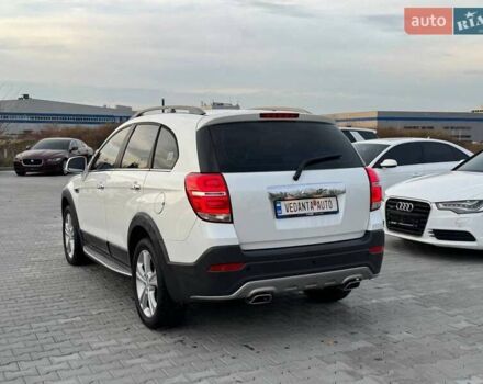 Білий Шевроле Каптіва, об'ємом двигуна 2.2 л та пробігом 150 тис. км за 11900 $, фото 5 на Automoto.ua