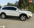 Білий Шевроле Каптіва, об'ємом двигуна 2 л та пробігом 153 тис. км за 12900 $, фото 4 на Automoto.ua