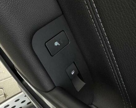 Білий Шевроле Каптіва, об'ємом двигуна 2.2 л та пробігом 150 тис. км за 11900 $, фото 21 на Automoto.ua