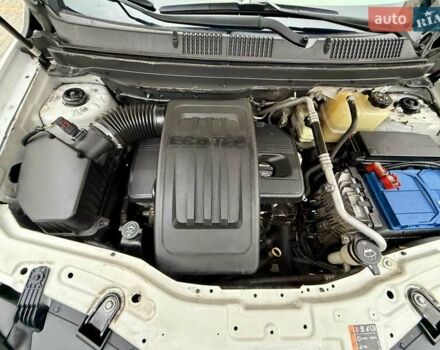 Белый Шевроле Каптива, объемом двигателя 2.4 л и пробегом 220 тыс. км за 7999 $, фото 60 на Automoto.ua