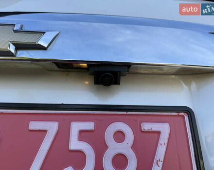 Білий Шевроле Каптіва, об'ємом двигуна 2.2 л та пробігом 200 тис. км за 13604 $, фото 58 на Automoto.ua