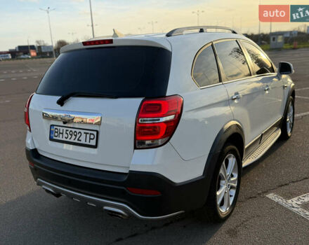 Белый Шевроле Каптива, объемом двигателя 2.23 л и пробегом 228 тыс. км за 12499 $, фото 16 на Automoto.ua