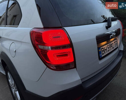 Белый Шевроле Каптива, объемом двигателя 2.23 л и пробегом 228 тыс. км за 12499 $, фото 42 на Automoto.ua