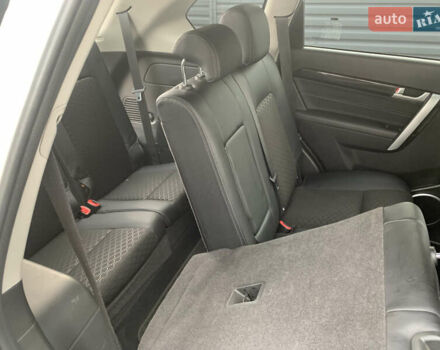 Белый Шевроле Каптива, объемом двигателя 2 л и пробегом 186 тыс. км за 12700 $, фото 17 на Automoto.ua