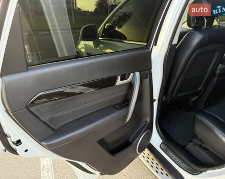 Белый Шевроле Каптива, объемом двигателя 2.23 л и пробегом 228 тыс. км за 12499 $, фото 19 на Automoto.ua