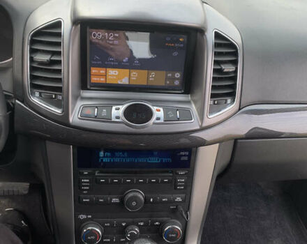 Белый Шевроле Каптива, объемом двигателя 2 л и пробегом 186 тыс. км за 12700 $, фото 24 на Automoto.ua