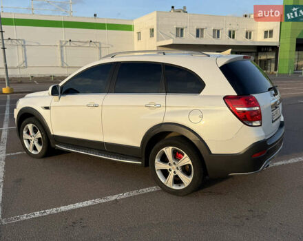 Белый Шевроле Каптива, объемом двигателя 2.23 л и пробегом 228 тыс. км за 12499 $, фото 10 на Automoto.ua