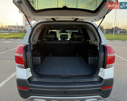 Белый Шевроле Каптива, объемом двигателя 2.23 л и пробегом 228 тыс. км за 12499 $, фото 27 на Automoto.ua