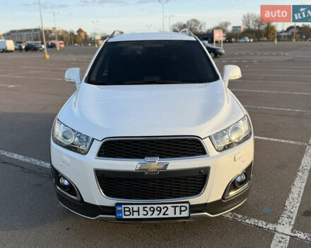 Белый Шевроле Каптива, объемом двигателя 2.23 л и пробегом 228 тыс. км за 12499 $, фото 6 на Automoto.ua