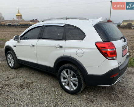 Белый Шевроле Каптива, объемом двигателя 2 л и пробегом 186 тыс. км за 12700 $, фото 8 на Automoto.ua