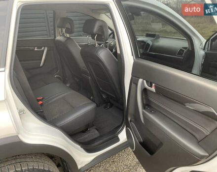 Белый Шевроле Каптива, объемом двигателя 2 л и пробегом 186 тыс. км за 12700 $, фото 15 на Automoto.ua