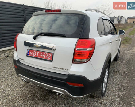 Белый Шевроле Каптива, объемом двигателя 2 л и пробегом 186 тыс. км за 12700 $, фото 6 на Automoto.ua