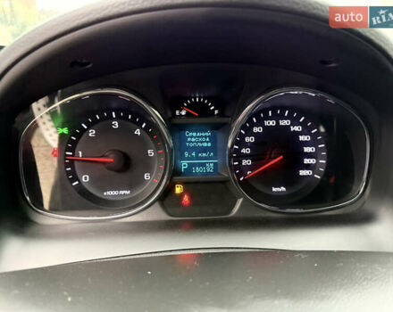 Білий Шевроле Каптіва, об'ємом двигуна 2 л та пробігом 180 тис. км за 13999 $, фото 17 на Automoto.ua