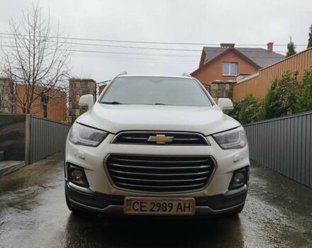 Белый Шевроле Каптива, объемом двигателя 2.23 л и пробегом 175 тыс. км за 17000 $, фото 1 на Automoto.ua