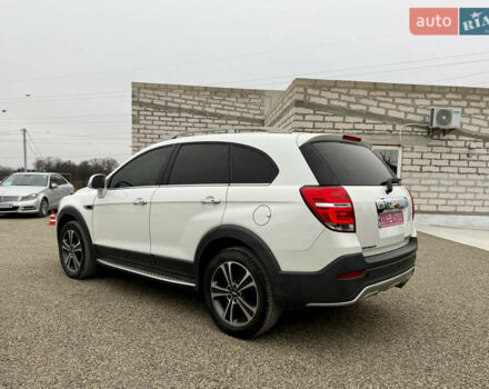 Білий Шевроле Каптіва, об'ємом двигуна 2 л та пробігом 180 тис. км за 13999 $, фото 7 на Automoto.ua