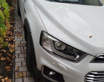 Білий Шевроле Каптіва, об'ємом двигуна 2.23 л та пробігом 255 тис. км за 14900 $, фото 3 на Automoto.ua